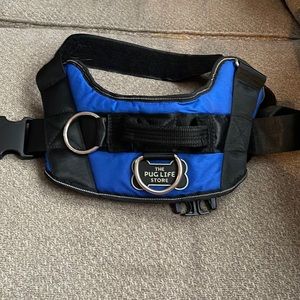 This harness was bought for my other dog he passed on before I could use it 😞